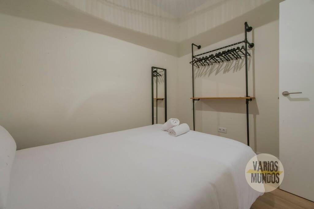 Cozy Y Centrico Apt Para 6Pax En Plaza Del Carmen E2 Мадрид Екстер'єр фото