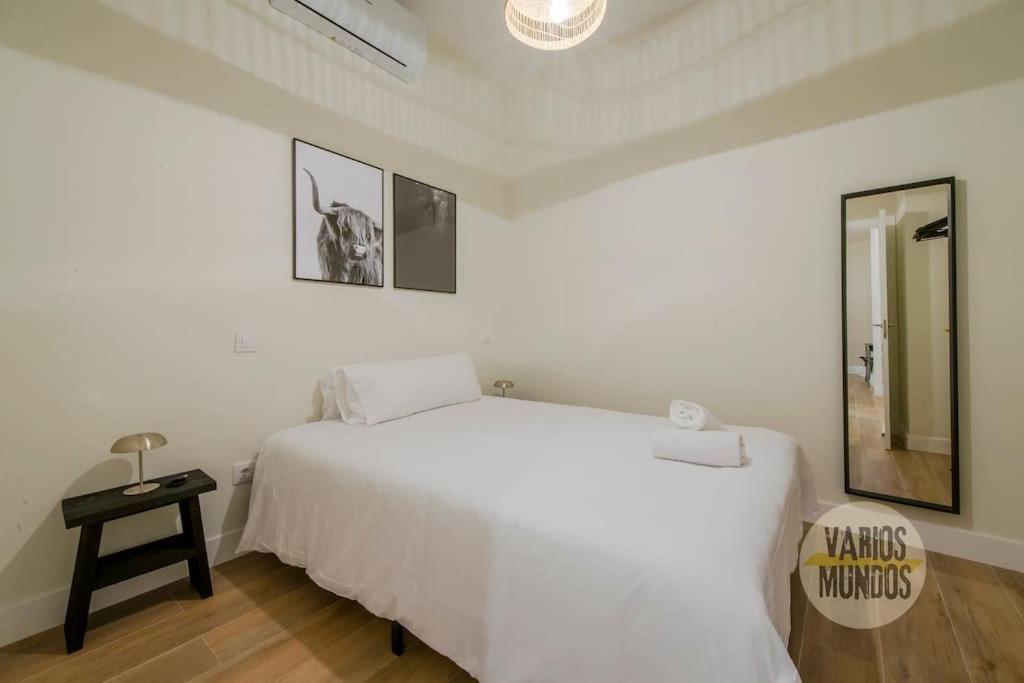 Cozy Y Centrico Apt Para 6Pax En Plaza Del Carmen E2 Мадрид Екстер'єр фото